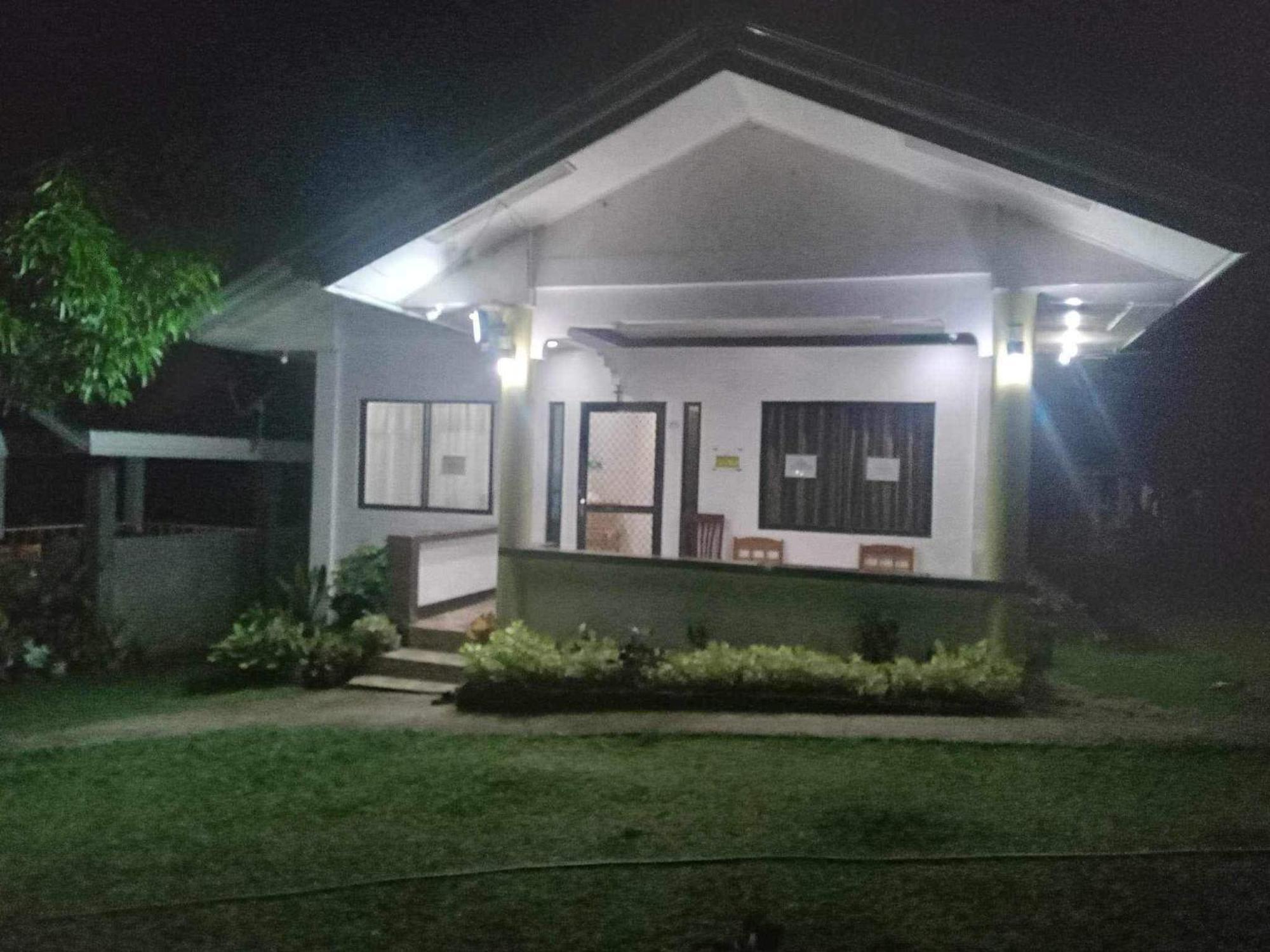 Guindulman Balai Mariacaria Pension House المظهر الخارجي الصورة